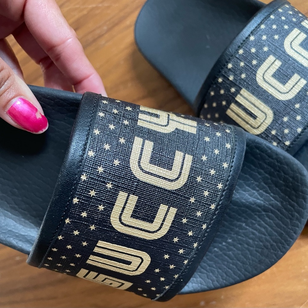 💎Gucci “Guccy” Sega Pursuit Slides women’s 6. Gently worn. - Picture 7 of 8